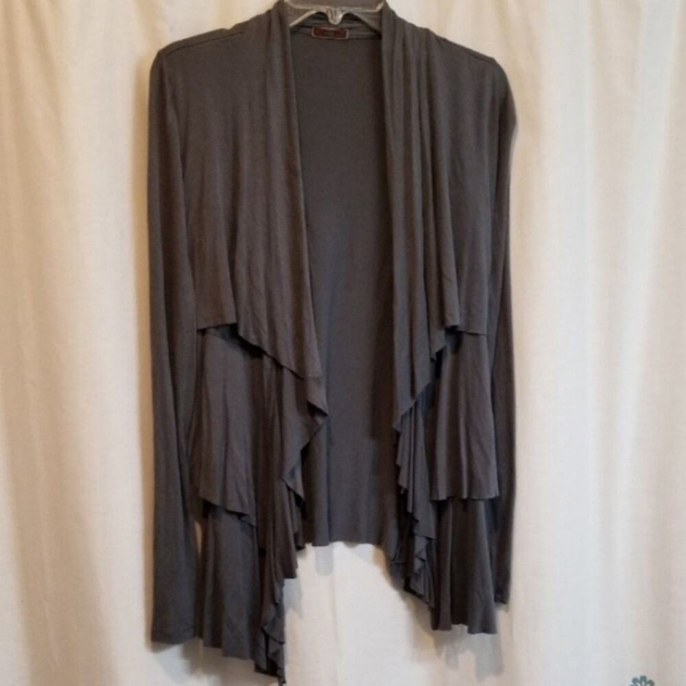 Cdr Grey tiered light‎ weight cardigan size small